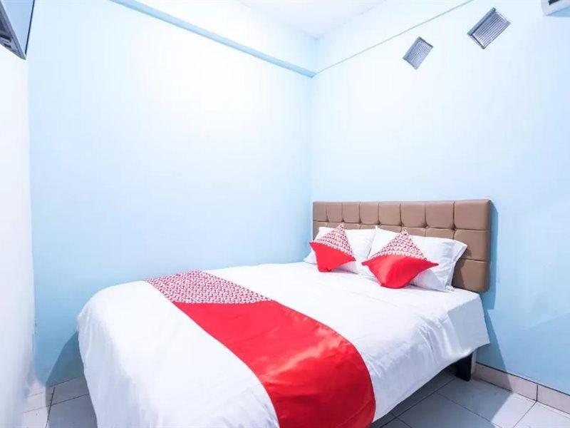 Hotel OYO 1516 Cemara Gading Bogor Exterior foto